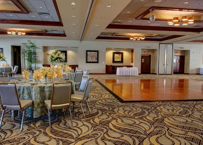Best Western Plus Oswego Hotel And Conference Center